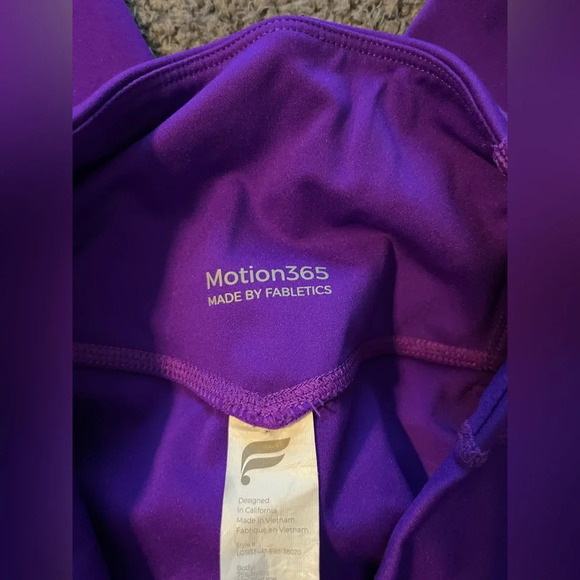 Fabletics Motion 365 leggings - Picture 14 of 16